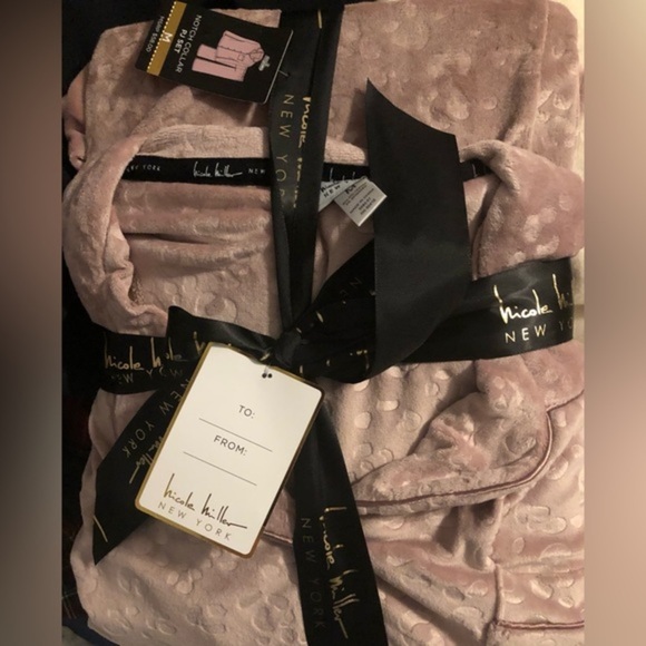 Nicole Miller New York plush mauve notch collar 2pc loungewear pajama set size M - Picture 8 of 13